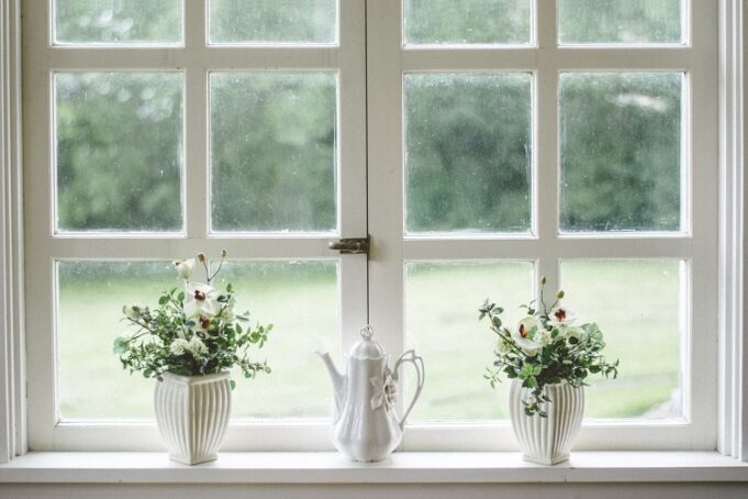 Choosing the Right Boarding Up Window Services for Your Broken Window Window Services